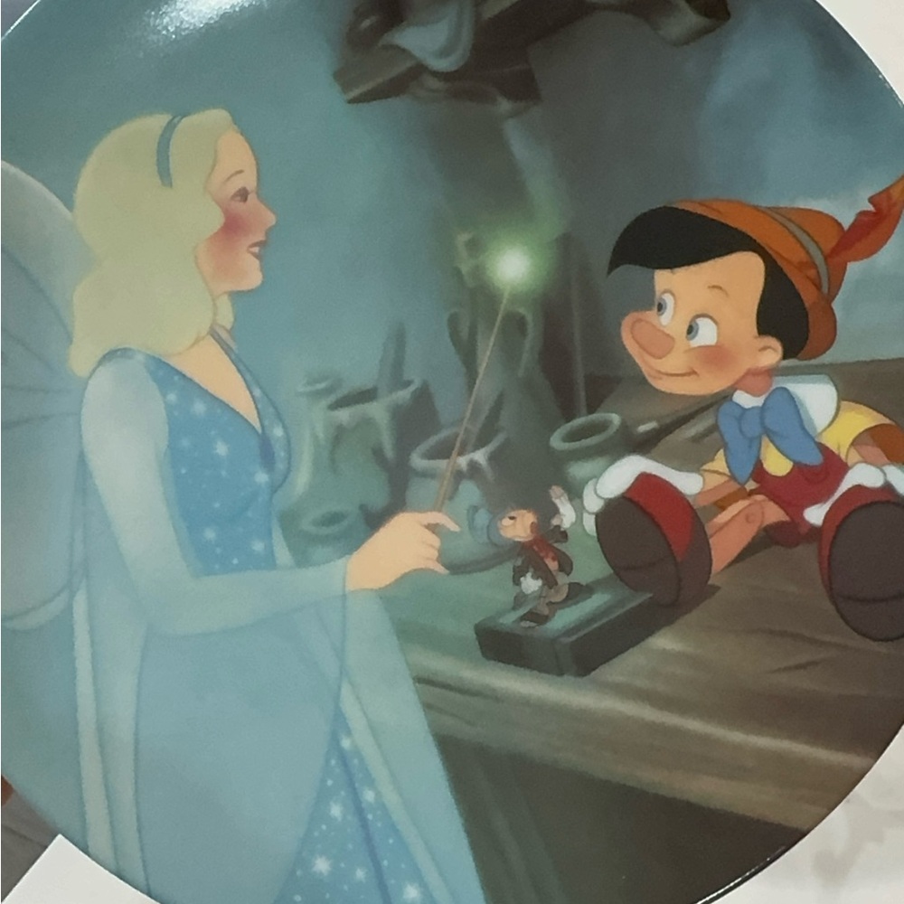 Disney Knowles Pinocchio #2 Pinocchio and the Blue Fairy Ceramic Plate Limited - Picture 4 of 17